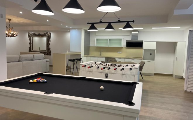 Resale - Villa -
San Miguel de Salinas - Altos De San Miguel