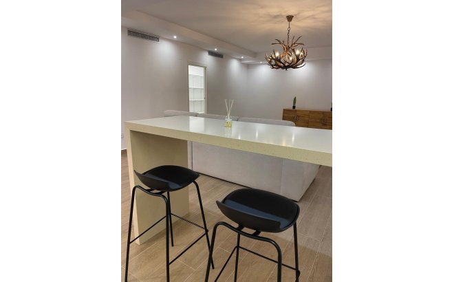 Resale - Villa -
San Miguel de Salinas - Altos De San Miguel