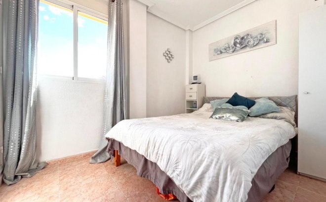 Resale - Villa -
La Zenia - Costa Blanca