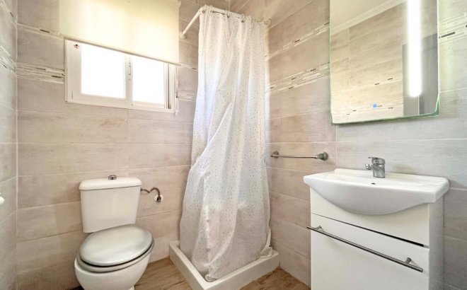 Resale - Villa -
La Zenia - Costa Blanca