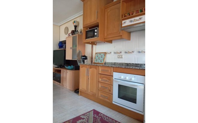 Resale - Bungalow -
Orihuela Costa - PAU 26