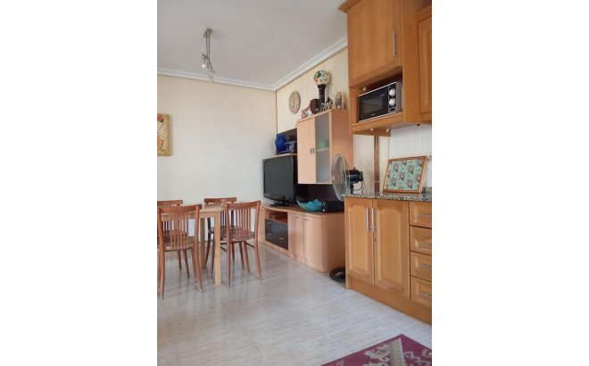 Resale - Bungalow -
Orihuela Costa - PAU 26