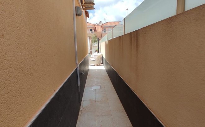 Resale - Villa -
Orihuela Costa - Costa Blanca