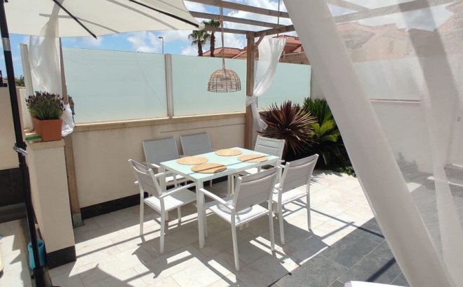 Resale - Villa -
Orihuela Costa - Costa Blanca