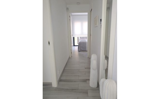 Resale - Villa -
Orihuela Costa - Costa Blanca