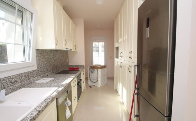 Revente - Villa -
Orihuela Costa - Costa Blanca