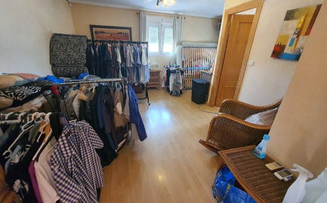 Resale - Villa -
Los Balcones - Costa Blanca