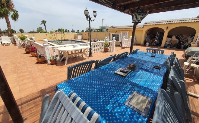 Resale - Villa -
Los Balcones - Costa Blanca