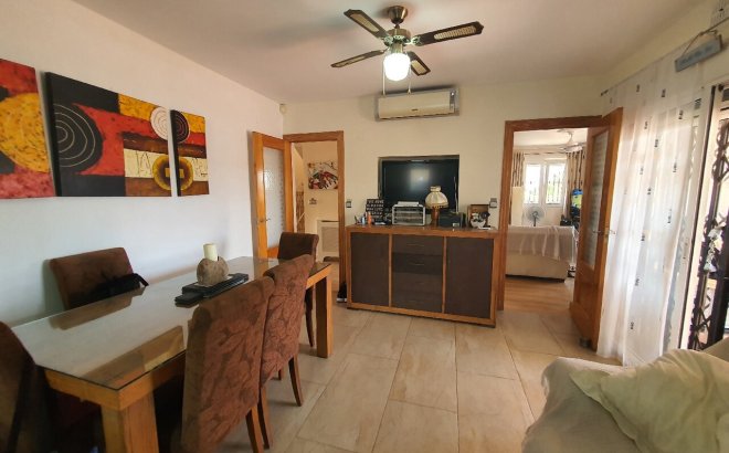 Resale - Villa -
Los Balcones - Costa Blanca