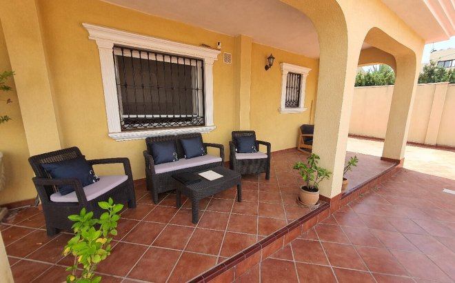 Resale - Villa -
Los Balcones - Costa Blanca