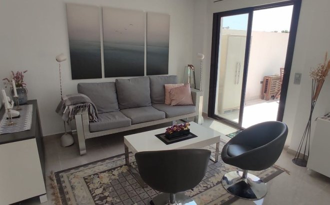 Resale - Villa -
Orihuela Costa - Costa Blanca