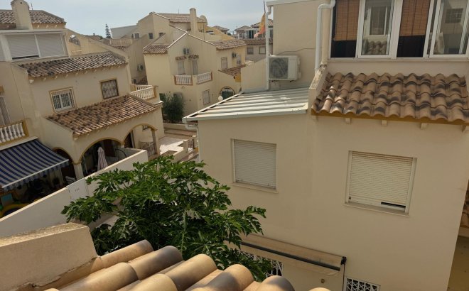 Resale - Villa -
Orihuela Costa - Los Dolses