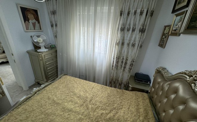 Resale - Villa -
Orihuela Costa - Los Dolses