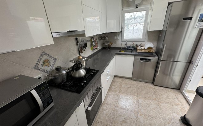 Resale - Villa -
Orihuela Costa - Los Dolses