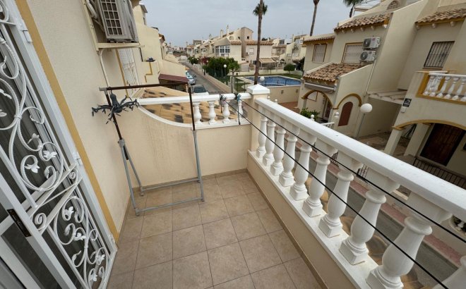 Resale - Villa -
Orihuela Costa - Los Dolses