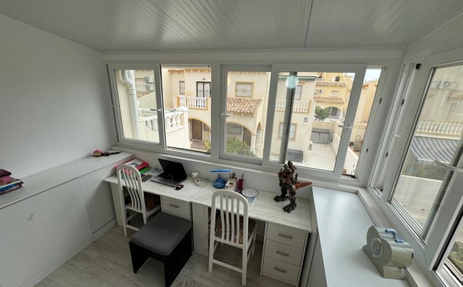 Resale - Villa -
Orihuela Costa - Los Dolses