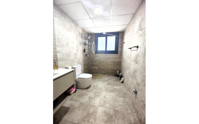 Resale - Villa -
Cabo Roig - Costa Blanca