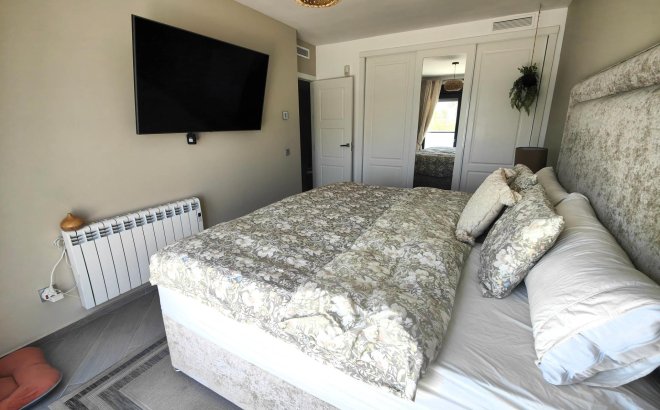 Resale - Villa -
Cabo Roig - Costa Blanca