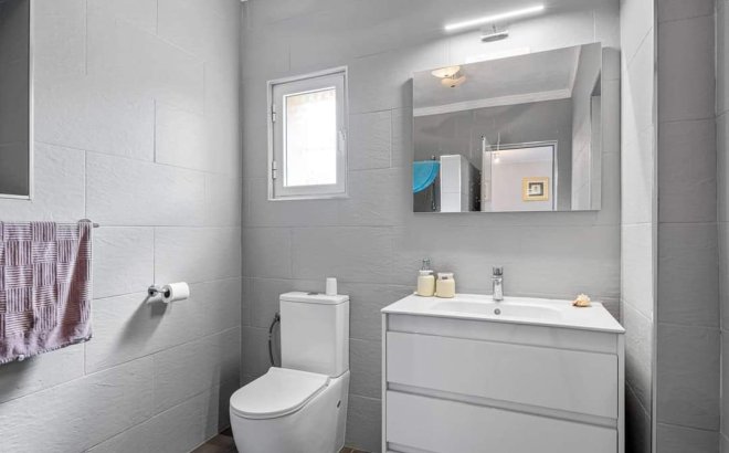 Revente - Finca -
Los Montesinos - Costa Blanca