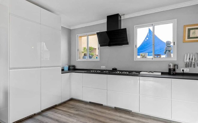 Revente - Finca -
Los Montesinos - Costa Blanca