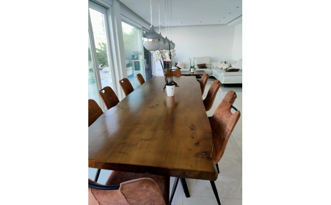 Resale - Villa -
Orihuela Costa - La Zenia