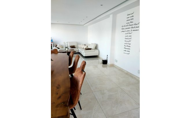 Resale - Villa -
Orihuela Costa - La Zenia