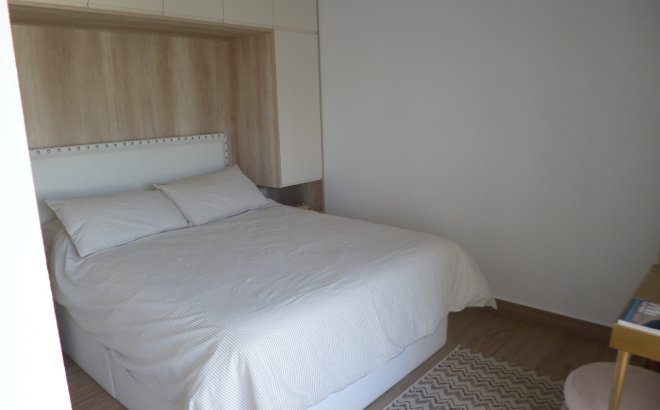 Resale - Villa -
Pilar de la Horadada - Costa Blanca