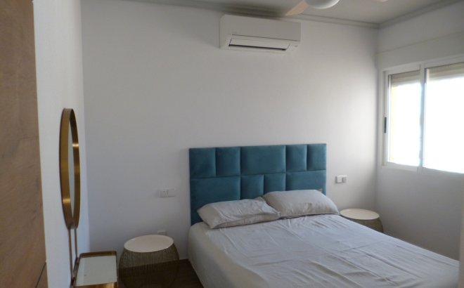 Resale - Villa -
Pilar de la Horadada - Costa Blanca