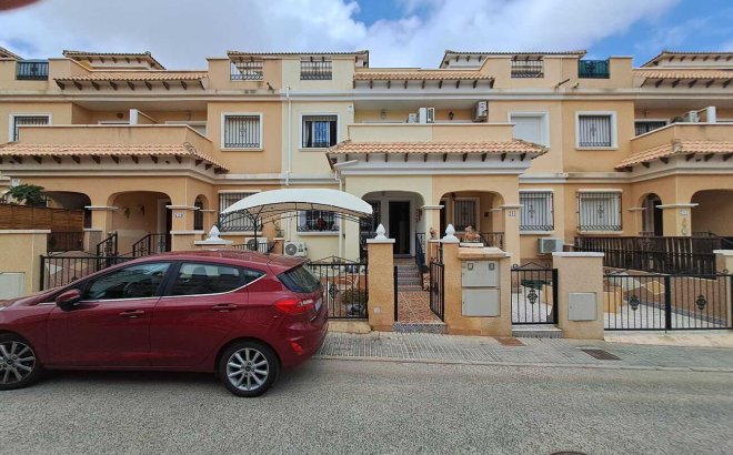 Resale - Town House -
Orihuela Costa - Costa Blanca