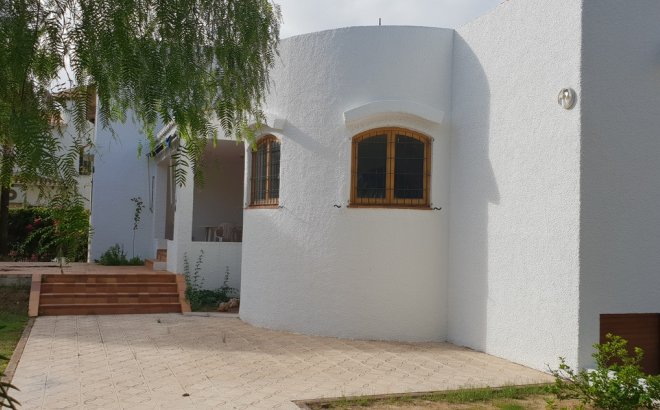 Resale - Villa -
La Zenia - Costa Blanca