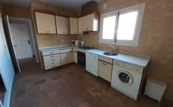 Resale - Villa -
La Zenia - Costa Blanca