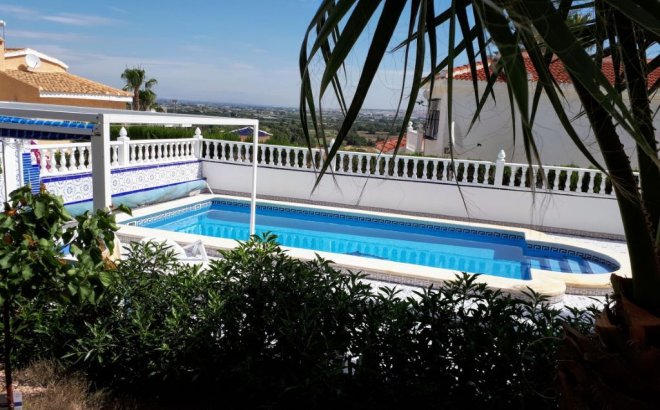 Resale - Villa -
Ciudad Quesada - Costa Blanca