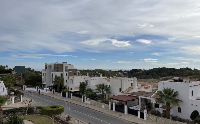 Resale - Apartment -
Villamartin - Costa Blanca