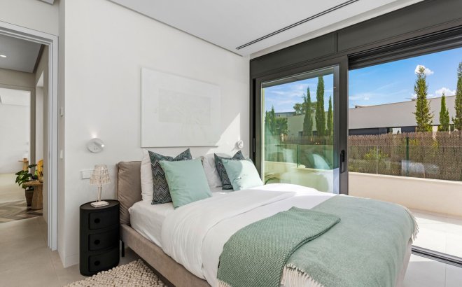 Resale - Villa -
Orihuela Costa - Costa Blanca