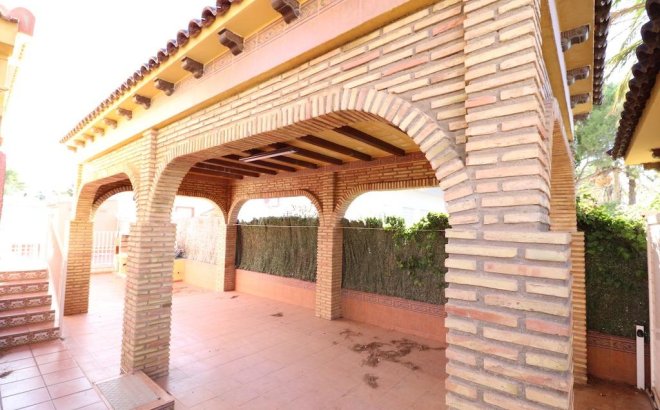 Resale - Villa -
Cabo Roig - Costa Blanca