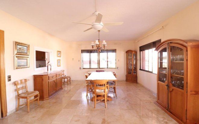 Resale - Villa -
Cabo Roig - Costa Blanca