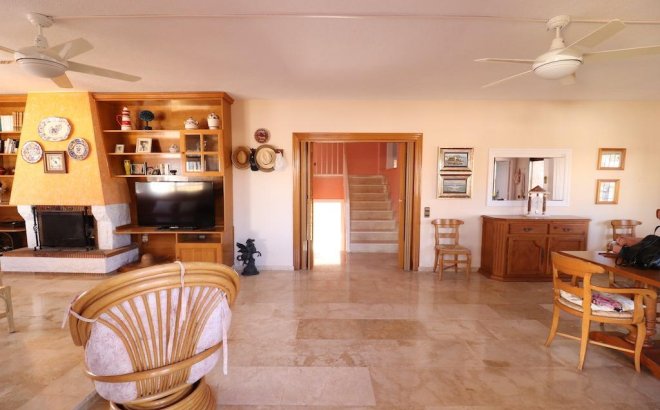 Resale - Villa -
Cabo Roig - Costa Blanca