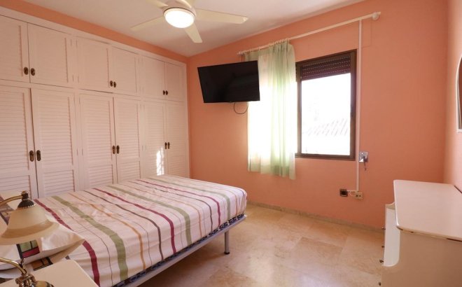 Resale - Villa -
Cabo Roig - Costa Blanca