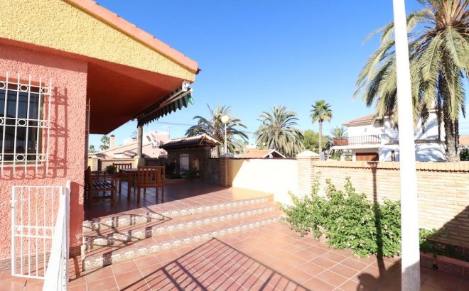 Resale - Villa -
Cabo Roig - Costa Blanca