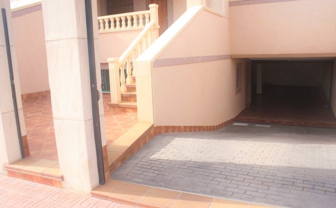 Resale - Town House -
Los Altos - Costa Blanca