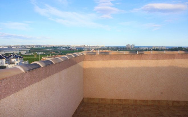 Herverkoop - Town House -
Los Altos - Costa Blanca