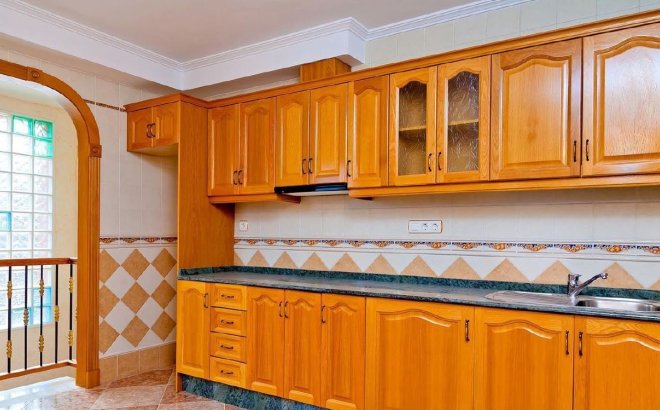 Resale - Town House -
Los Altos - Costa Blanca