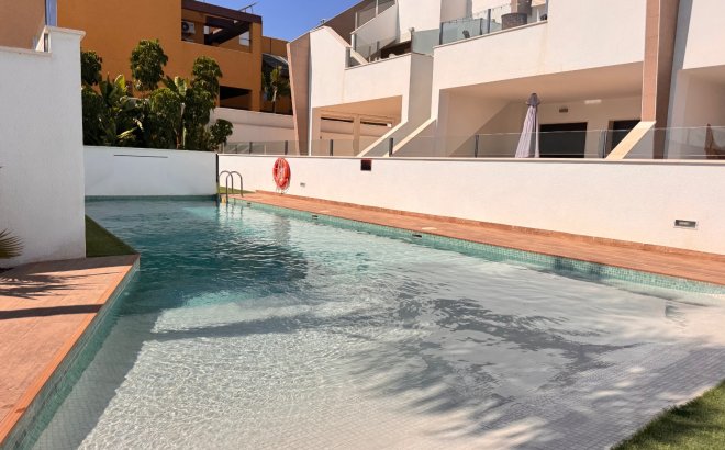 Resale - Ground Floor Bungalow -
Pilar de la Horadada