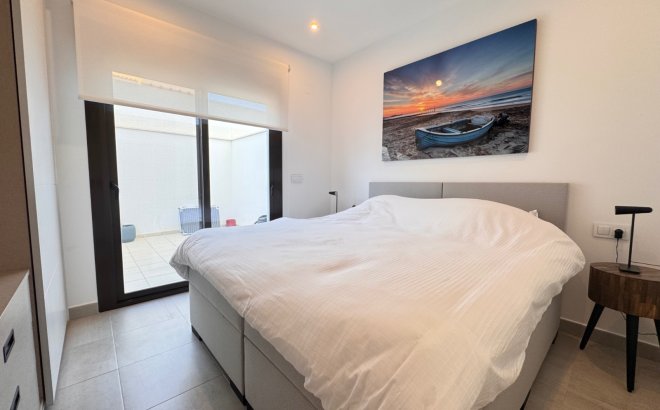 Resale - Ground Floor Bungalow -
Pilar de la Horadada