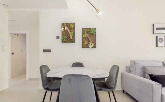 New Build - Top Floor Bungalow -
Torrevieja - Los Balcones