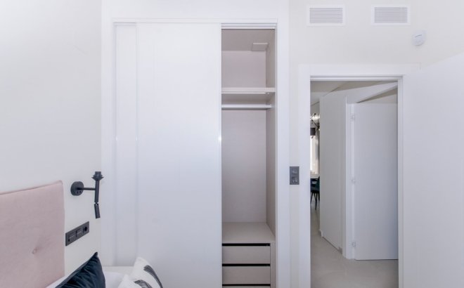 New Build - Top Floor Bungalow -
Torrevieja - Los Balcones