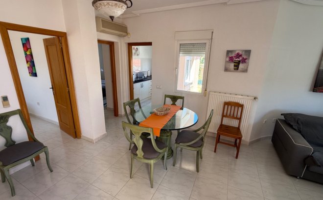 Revente - Villa -
Orihuela Costa - Costa Blanca