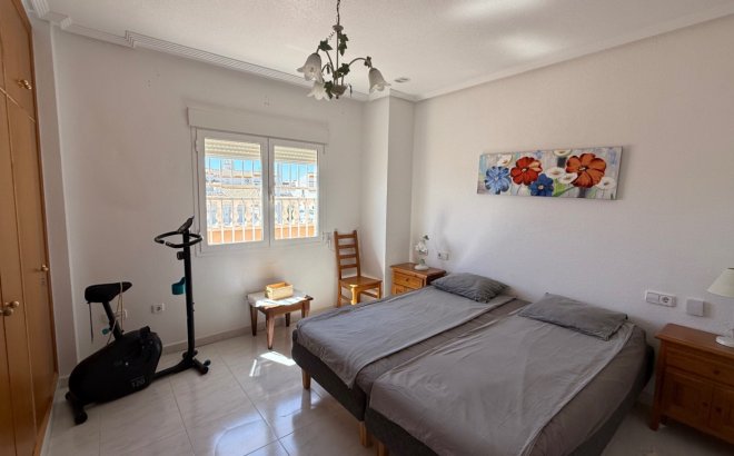 Revente - Villa -
Orihuela Costa - Costa Blanca