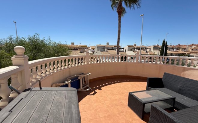 Revente - Villa -
Orihuela Costa - Costa Blanca