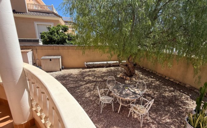 Revente - Villa -
Orihuela Costa - Costa Blanca